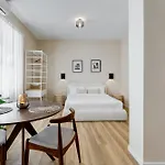 Urbana 24 *